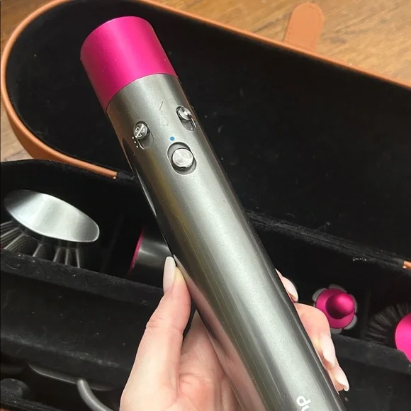 Dyson multi styler and dryer set - Picture 2 of 14